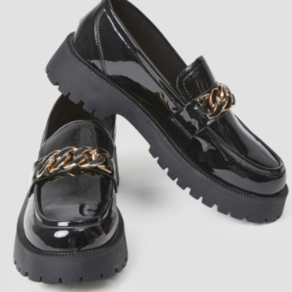 Lattelier Chain Strap Platform Loafers